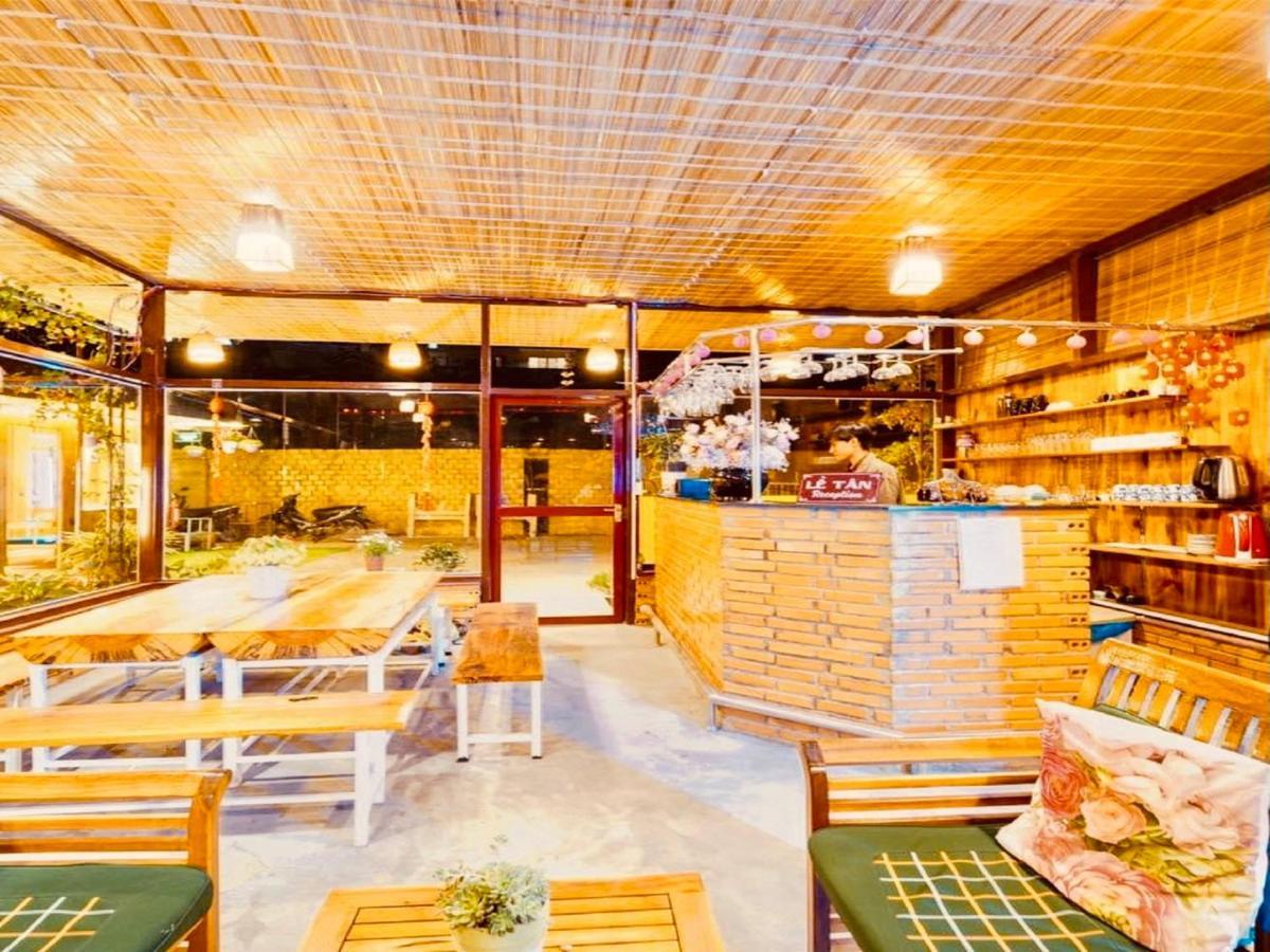 Moc Gia Vien Homestay - Dalat Exteriör bild