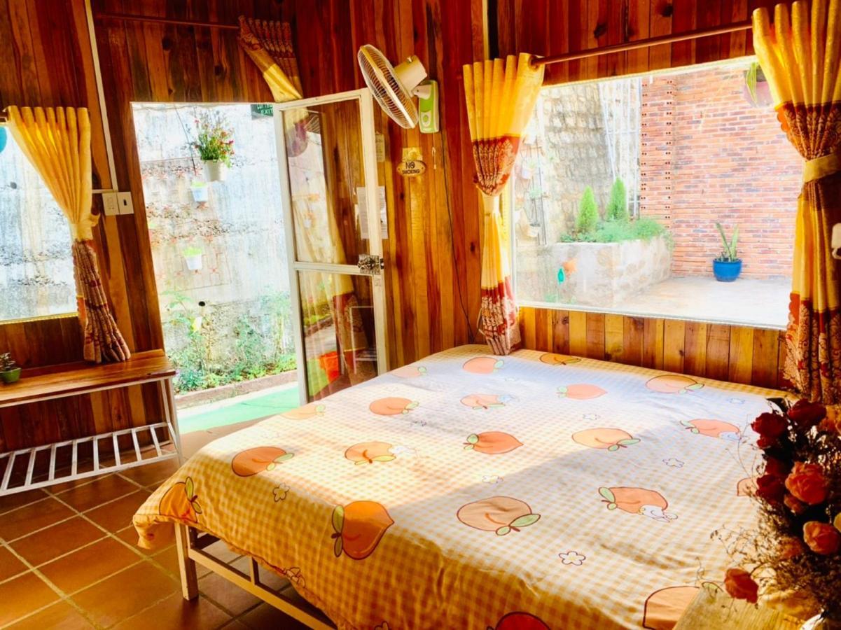 Moc Gia Vien Homestay - Dalat Exteriör bild