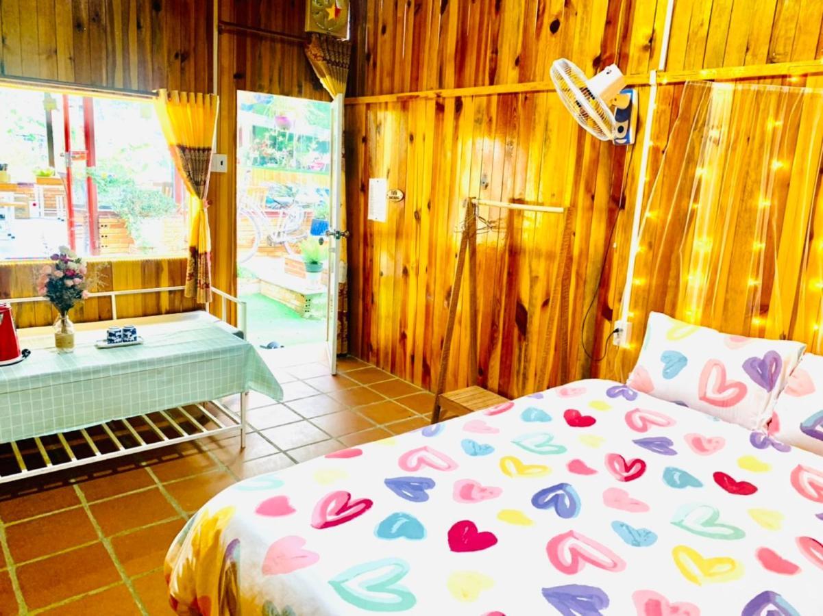 Moc Gia Vien Homestay - Dalat Exteriör bild